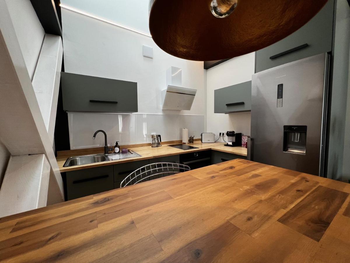 Neues Exclusives 2 Schlafzimmer Apartment Хамбург Екстериор снимка